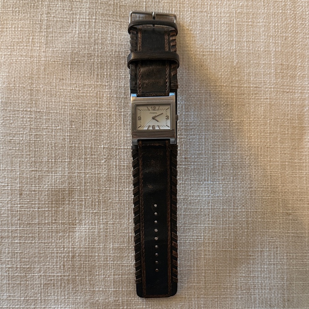 Elegant Dark Brown Leather Fossil Men's Watch